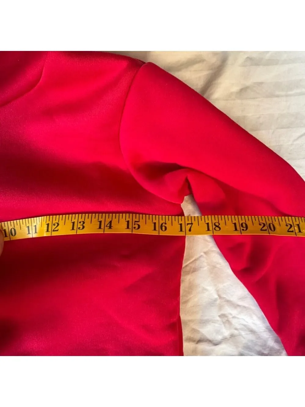 Youth Two Piece Black and Red Sweatsuit Size 140 aka 10/12 #260370